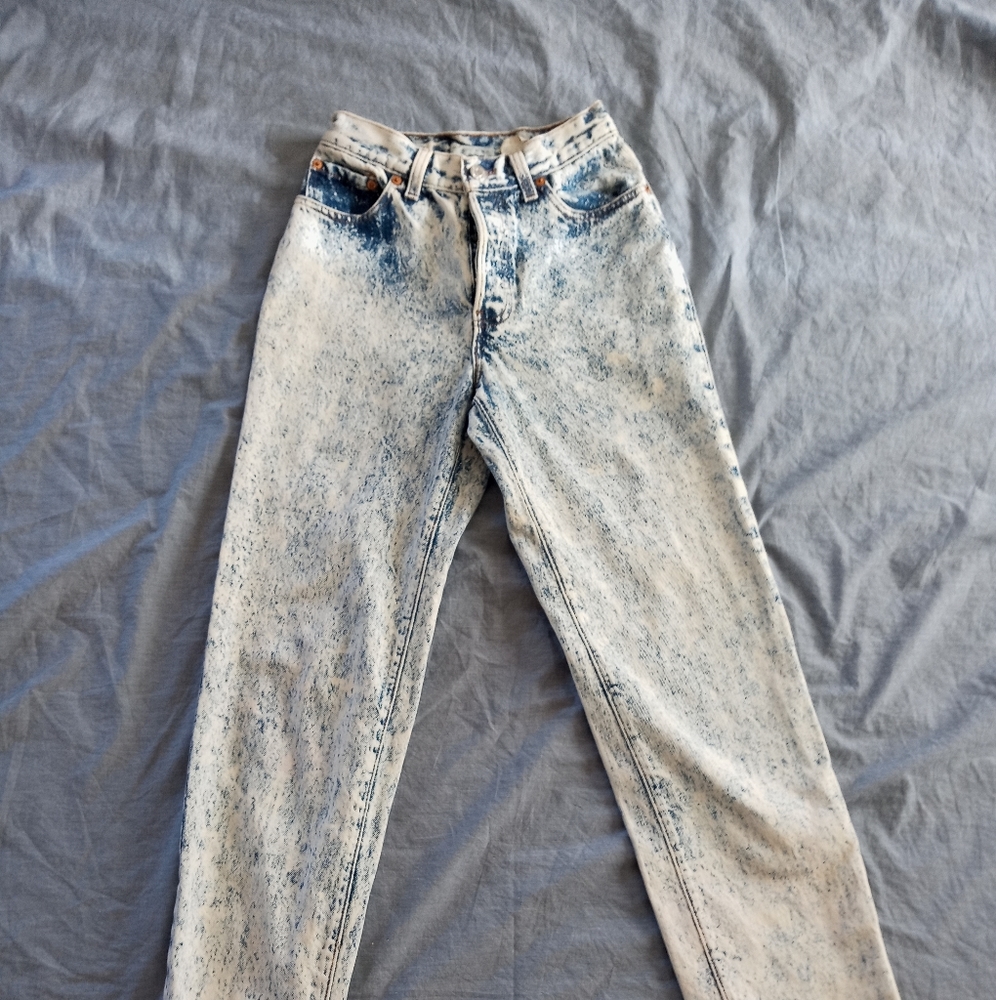 Vintage button fly acid wash levis